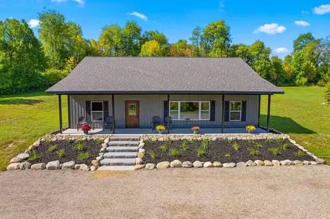 4398 Clam Lk, Bellaire, MI 49615