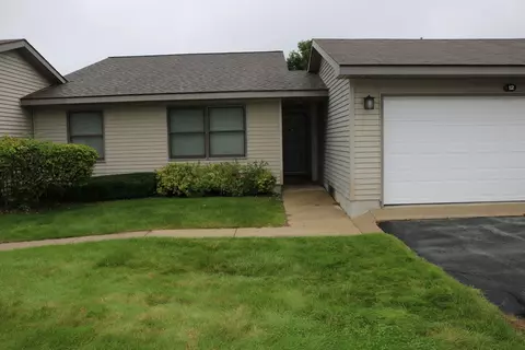 5275 Gray #12, Traverse City, MI 48684