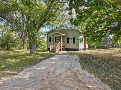 8901 E 14, Manton, MI 49663