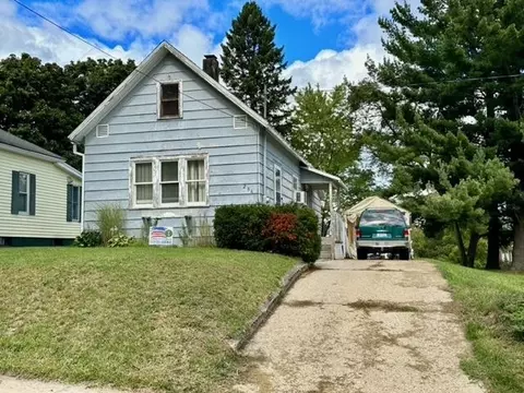 236 Marble, Cadillac, MI 49601