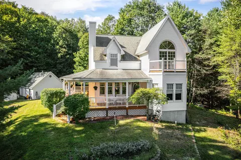 6800 S Townline, Cedar, MI 49621