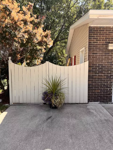 234 Purdy, Alma, MI 48801 photo 4