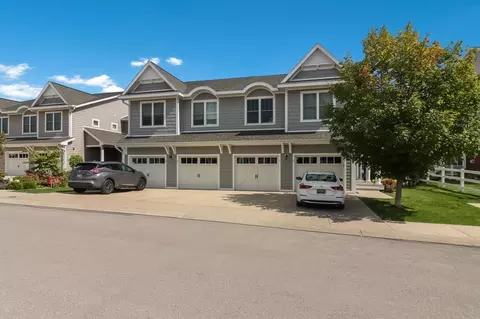 991 Lake Rdg #1, Traverse City, MI 49684