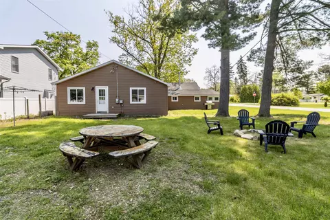 618 Pine, Elk Rapids, MI 49629 photo 7
