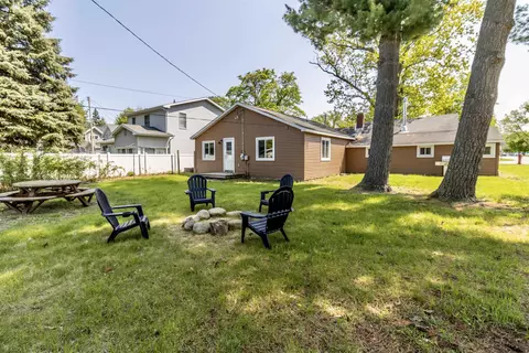 618 Pine, Elk Rapids, MI 49629 photo 8
