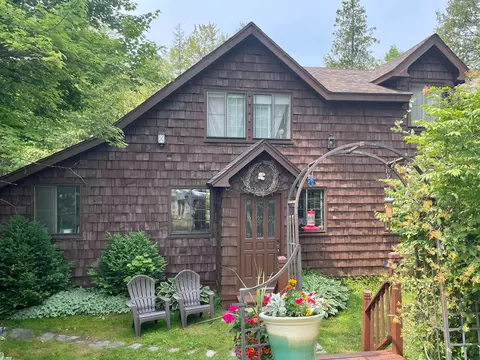 10254 E Solem, Suttons Bay, MI 49682