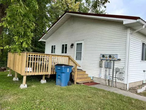 420 W Huron, Au Gres, MI 48703 photo 2