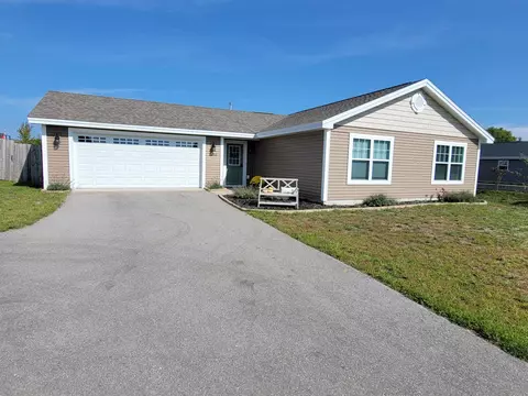 5092 S Liberty, Traverse City, MI 49685