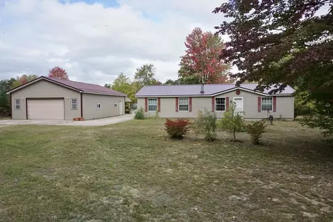 6174 Wallaker, Benzonia, MI 49616