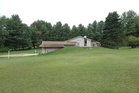 5669 Lake Montcalm, Edmore, MI 48829 photo 4