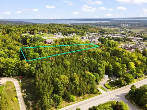 00 Barnes, Traverse City, MI 49684