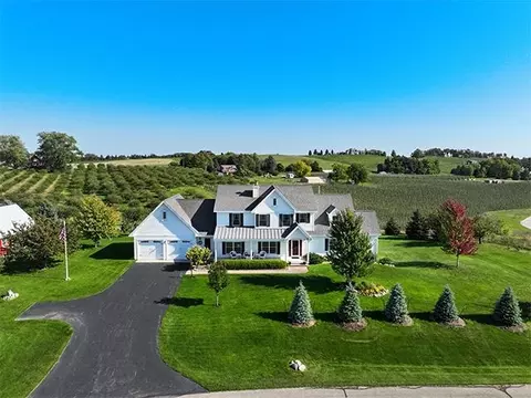 16182 Hill Rise, Traverse City, MI 49686