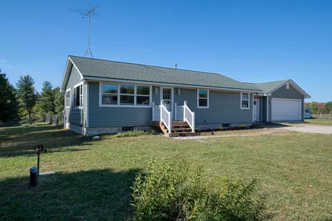 1498 Lamb, Interlochen, MI 49643