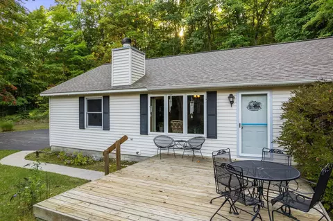 1662 S Schomberg, Lake Leelanau, MI 49653
