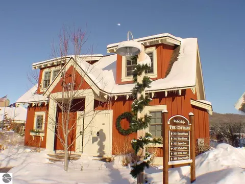 12494- Unit 303c Wintergreen #303C, Thompsonville, MI 49683