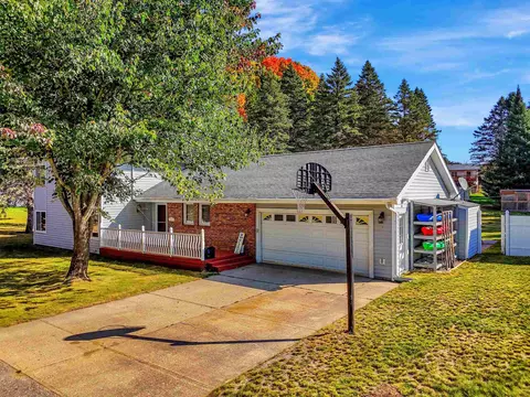 127 Blossom, Cadillac, MI 49601