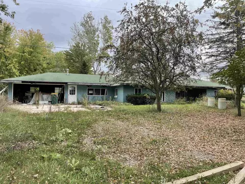 5886 M-65, Hale, MI 48739
