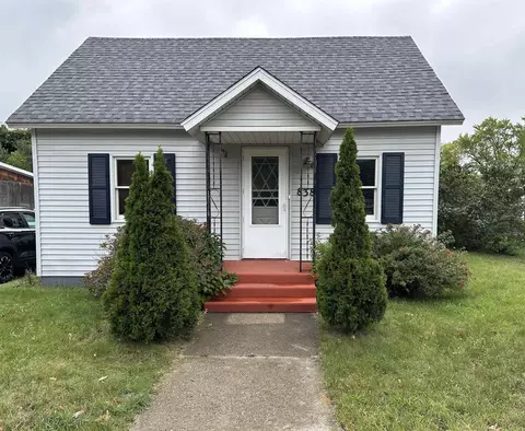 838 Hannah, Traverse City, MI 49686