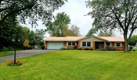 5833 N Luce, Alma, MI 48801