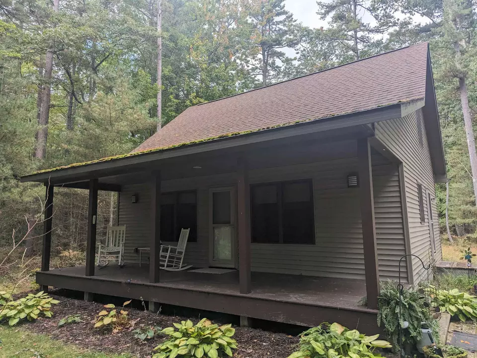 833 N Us23, East Tawas, MI 48730 33 Photos Movoto