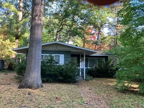 1741 Indian Woods, Traverse City, MI 49686