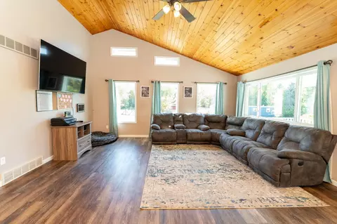 2835 Kitchen, Cheboygan, MI 49721 photo 8