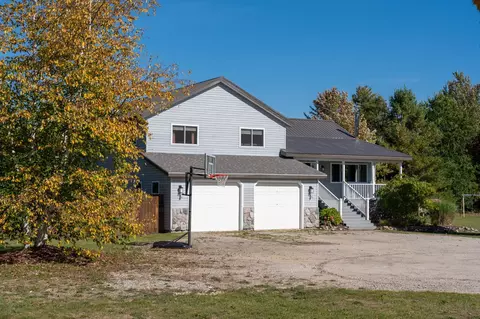 2835 Kitchen, Cheboygan, MI 49721