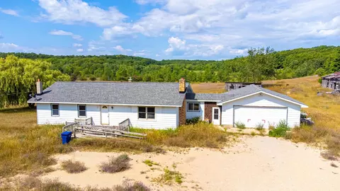 7098 Schuss Mtn, Mancelona, MI 49659