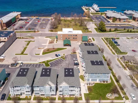 715 E State #20, Traverse City, MI 49686