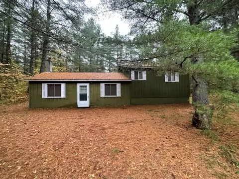 23182 15 Mile, Leroy, MI 49655
