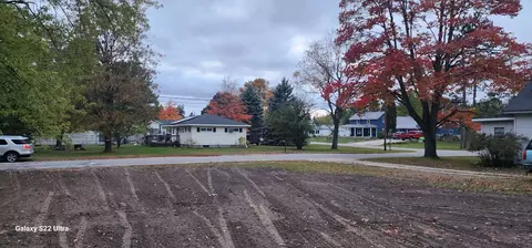 106 N Walnut, Kalkaska, MI 49646