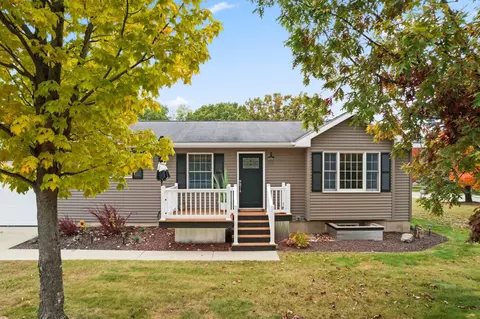 1867 S Lake Mitchell, Cadillac, MI 49601
