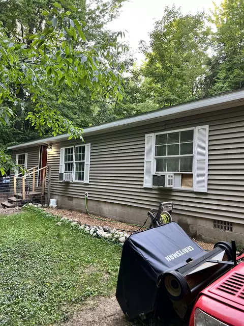 4398 Jeri, Interlochen, MI 49643