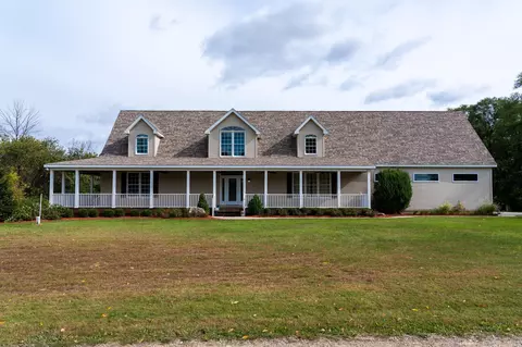 921 S Whiteville, Mount Pleasant, MI 48858