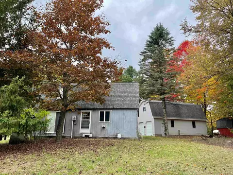 9180 Sunset Hl, Central Lake, MI 49622