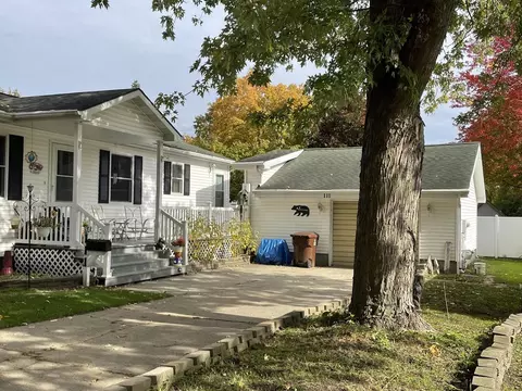 111 S Gwinner, Ithaca, MI 48847 photo 3