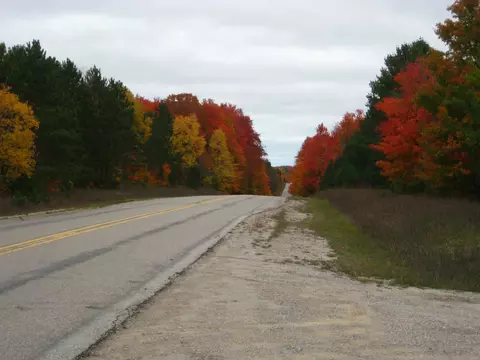 75 E Acres E Kasson, Maple City, MI 49664 photo 5