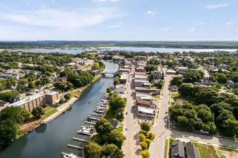 75-77 Oak #1-4, Manistee, MI 49660