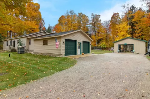 7782 Del Mason, Bellaire, MI 49615