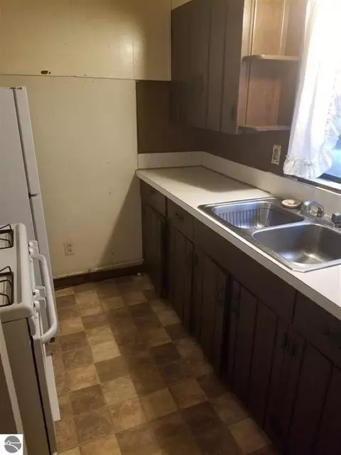 7334 Loud, Oscoda, MI 48750 photo 3