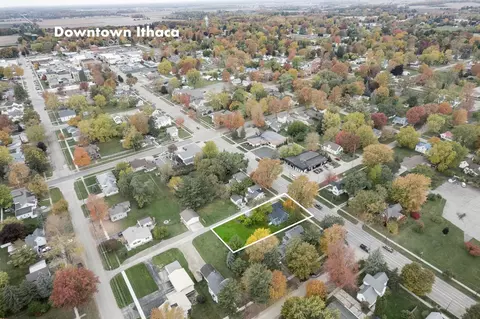 602 E Ctr, Ithaca, MI 48847 photo 4