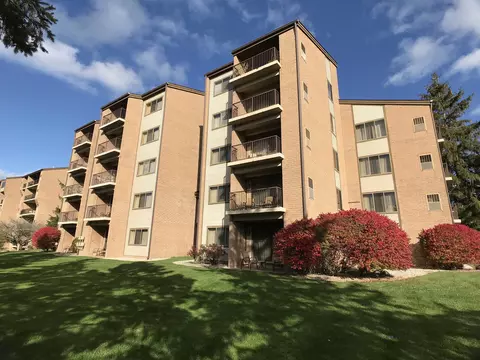 5055 Valleyway, Williamsburg, MI 49690