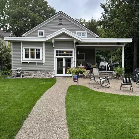 614 Fifth, Traverse City, MI 49684
