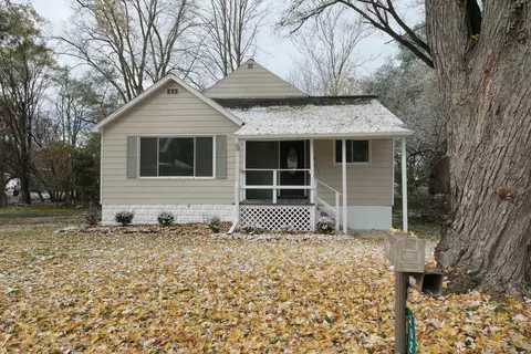 1025 N N Riv, Alma, MI 48801