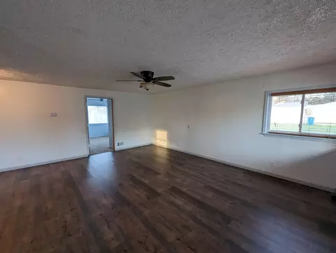 403 W Michigan, Au Gres, MI 48703 photo 16