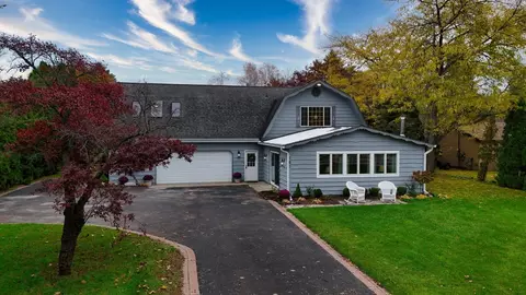 161 Plymouth, Indian River, MI 49749