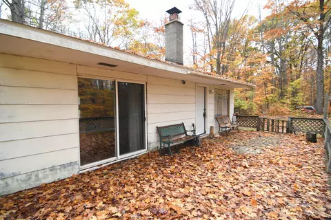 30 E 18, Mesick, MI 49668 photo 5
