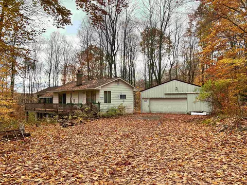 30 E 18, Mesick, MI 49668