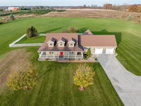 1860 Chadwick, Mount Pleasant, MI 48858