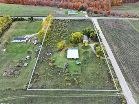 4070 E Fabiszak, Cedar, MI 49621 photo 2